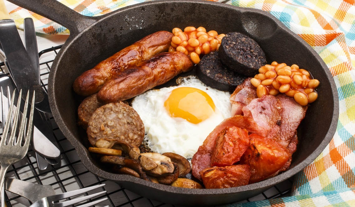 Pakistan Deportees Given Full Irish Breakfast Including Pork