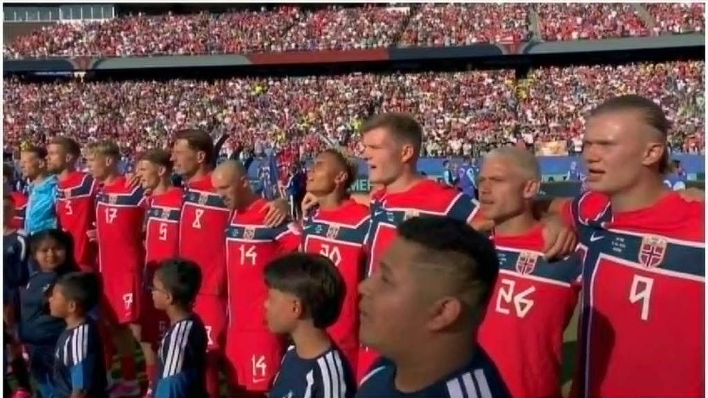 When Norway’s National Anthem Played After 28 Years Away, the Entire Stadium Fell Silent